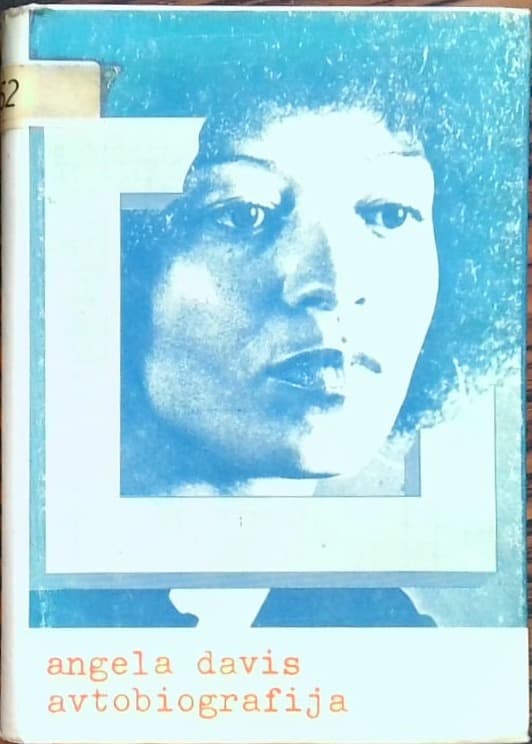 Naslovnica knjige Angela Davis avtobiografija