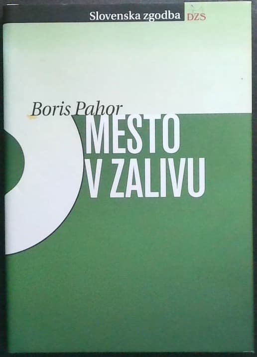 Naslovnica knjige Mesto v zalivu